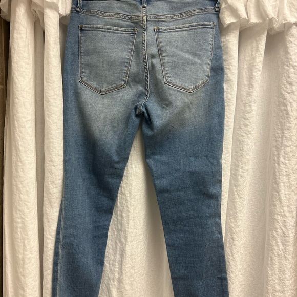 Abercrombie high rise super skinny ankle jeans size 28 - Picture 3 of 3